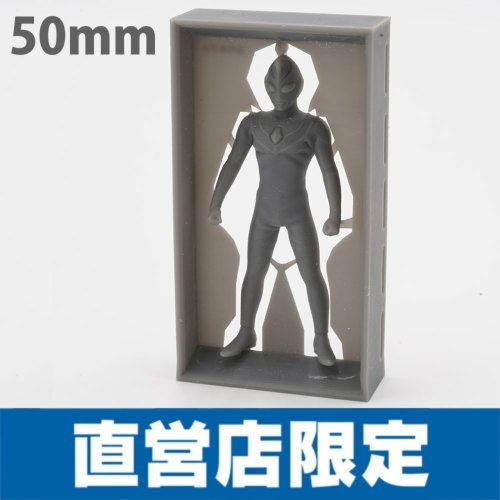 ウルトラマンガレージキット ウルトラマン Cタイプ」の傑作ガレージキットが塗装済み完成品となって
